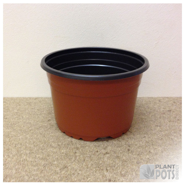 14cm Round plant pot - Terracotta