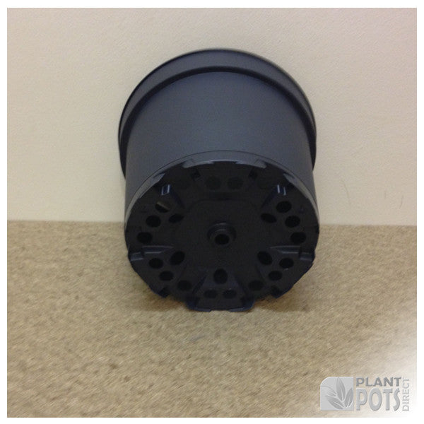 17cm Round plant pot (injection moulded)